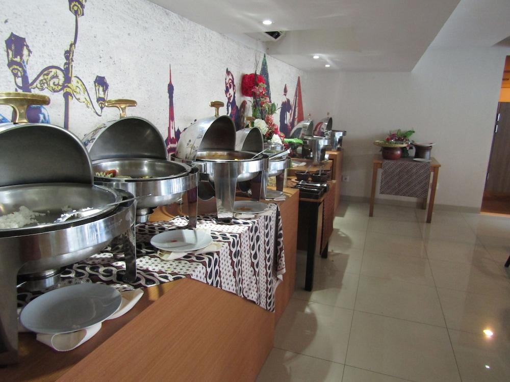 Student Park Hotel Maguwo Exterior foto