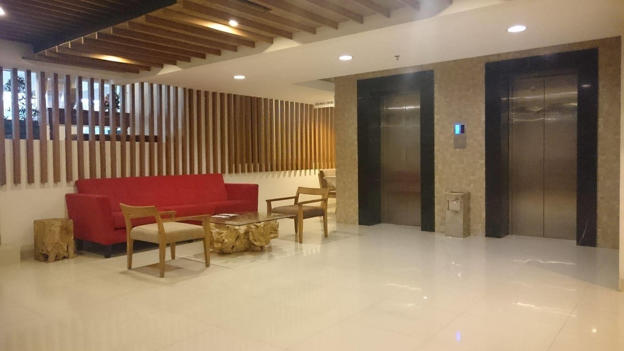 Student Park Hotel Maguwo Exterior foto